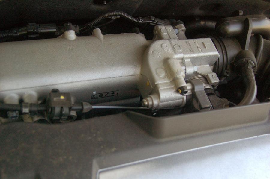  Hyundai Accent SE 2008 года  (фото 9 из 37)
